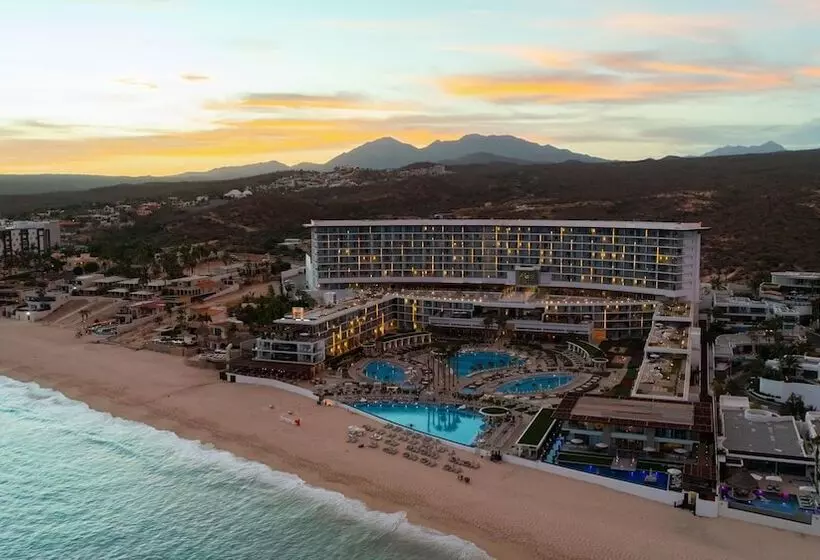Le Blanc Spa Resort Los Cabos adults-only luxury all-inclusive with award-winning spa, butler service, and oceanfront suites in Cabo San Lucas.
